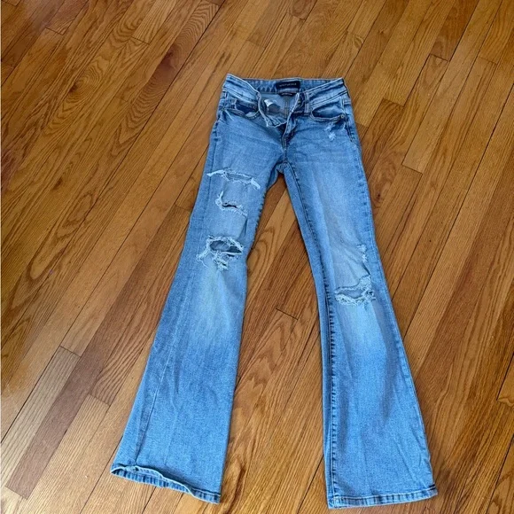 Aeropostale Light Blue Flare Jeans - Picture 2 of 6